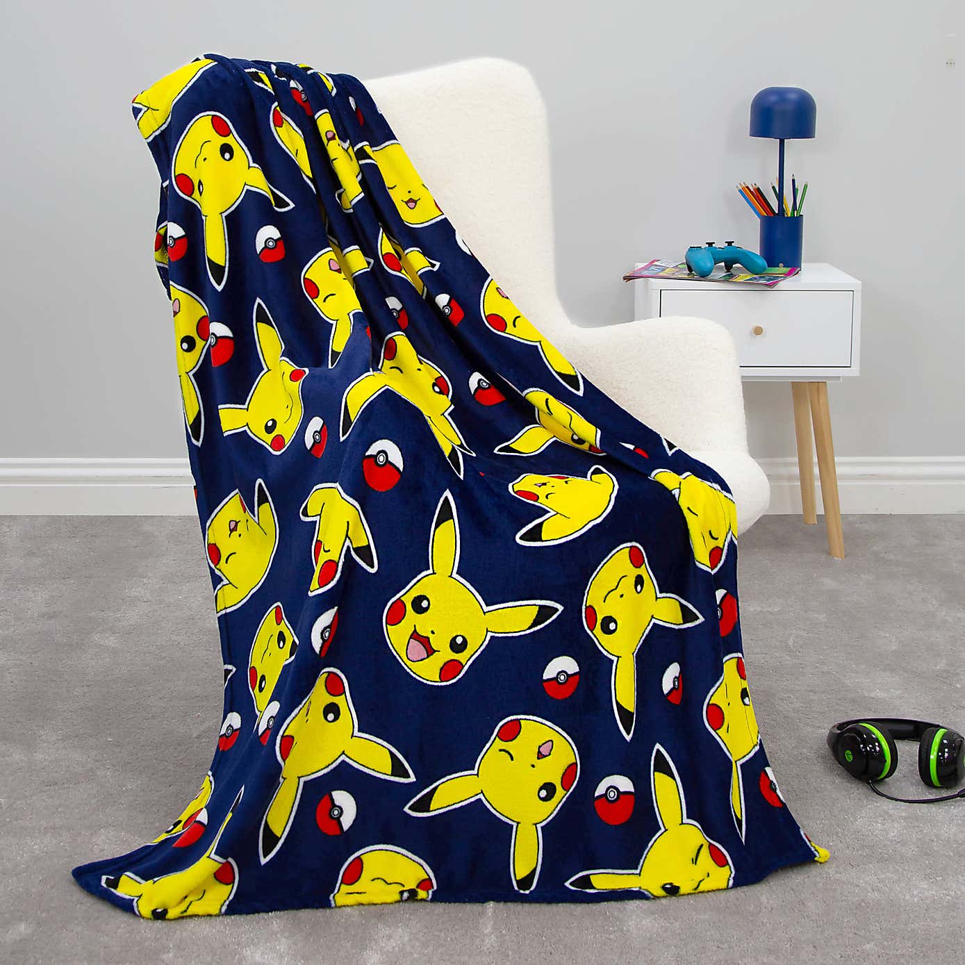 Pokemon Retro Fleece Blanket