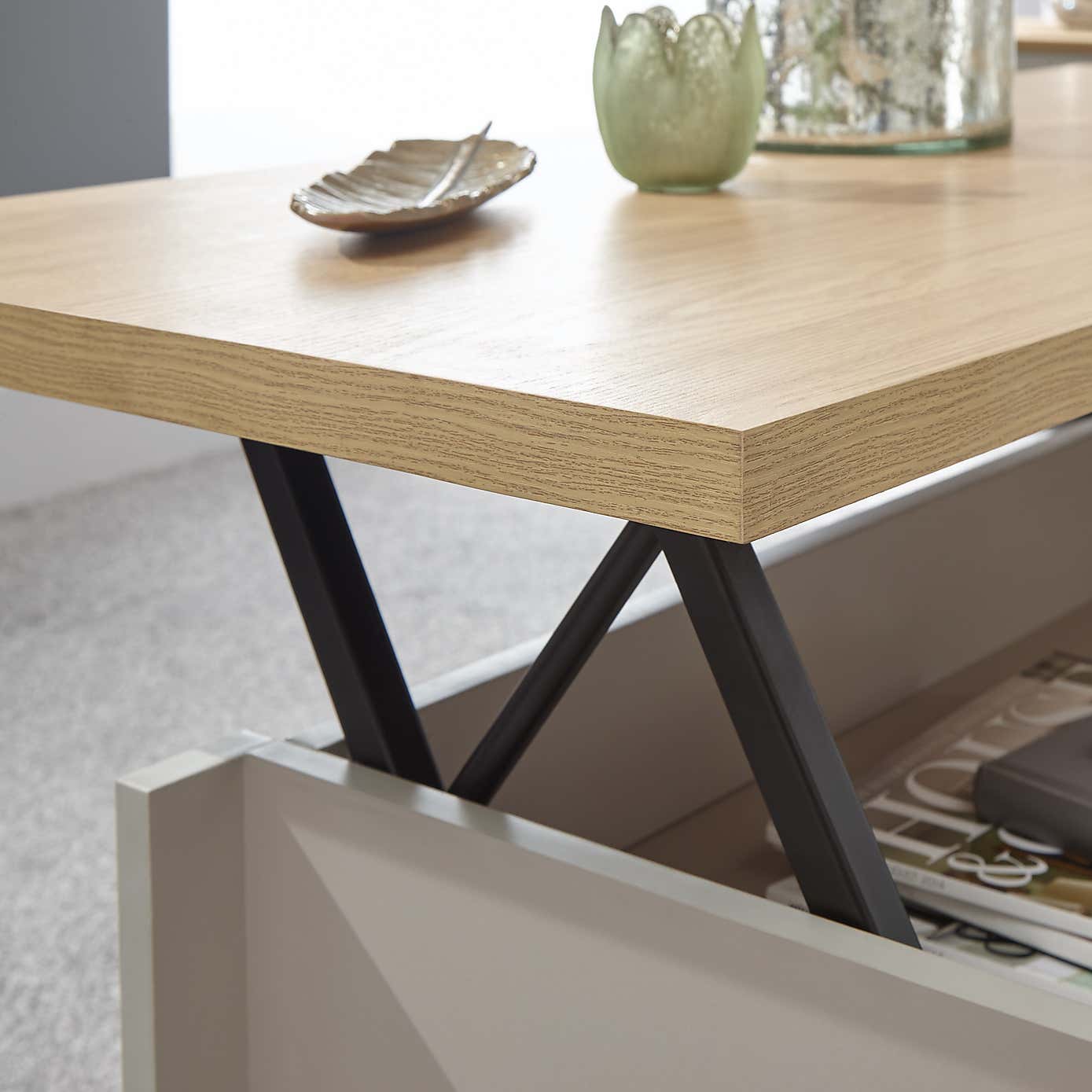 Lancaster Lift Top Coffee Table