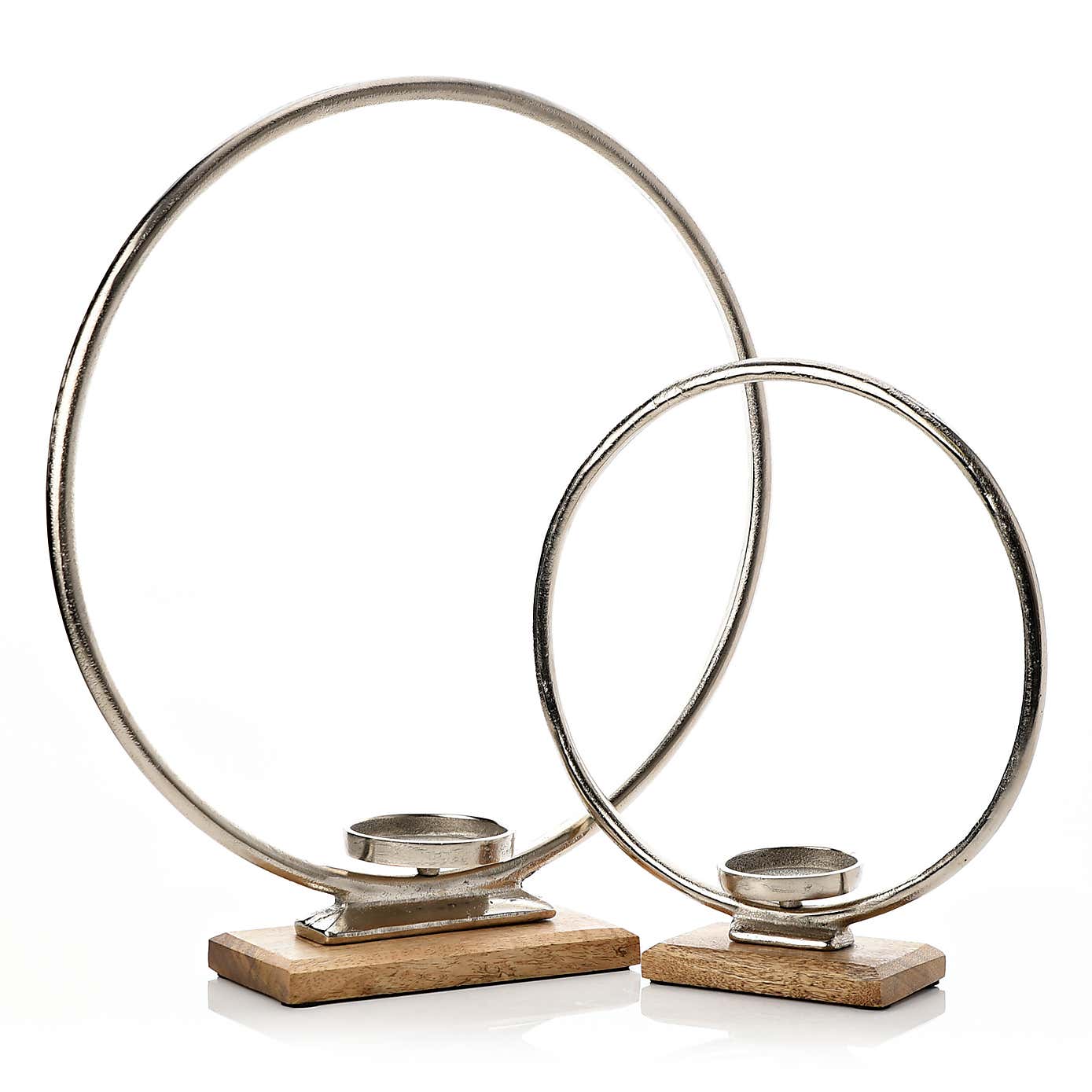 Hestia Set of 2 Metal Hoop Candlestick Holders