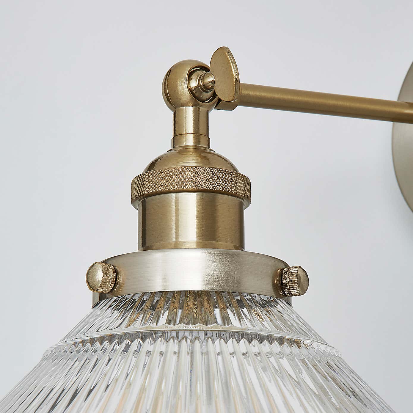 Logan Glass Plug In Easy Fit Wall Light