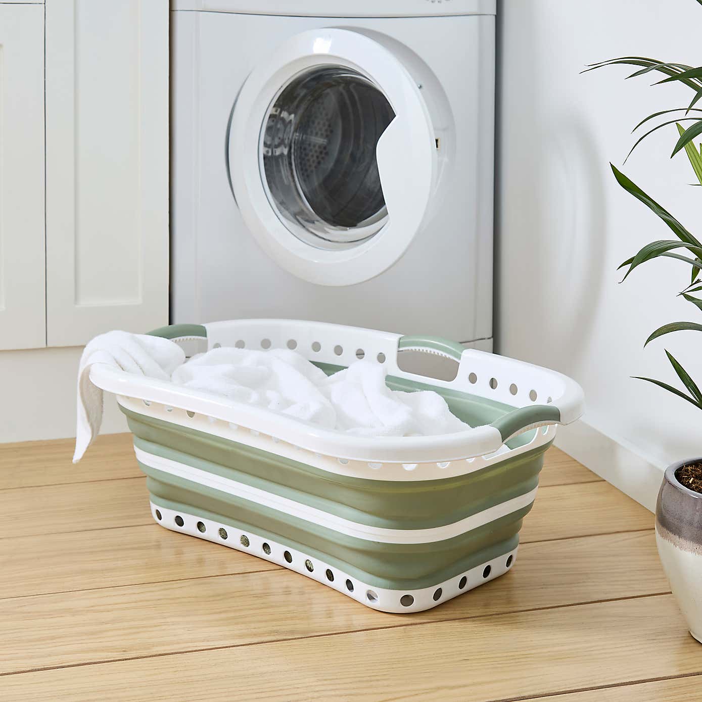 Collapsible Hip Laundry Basket