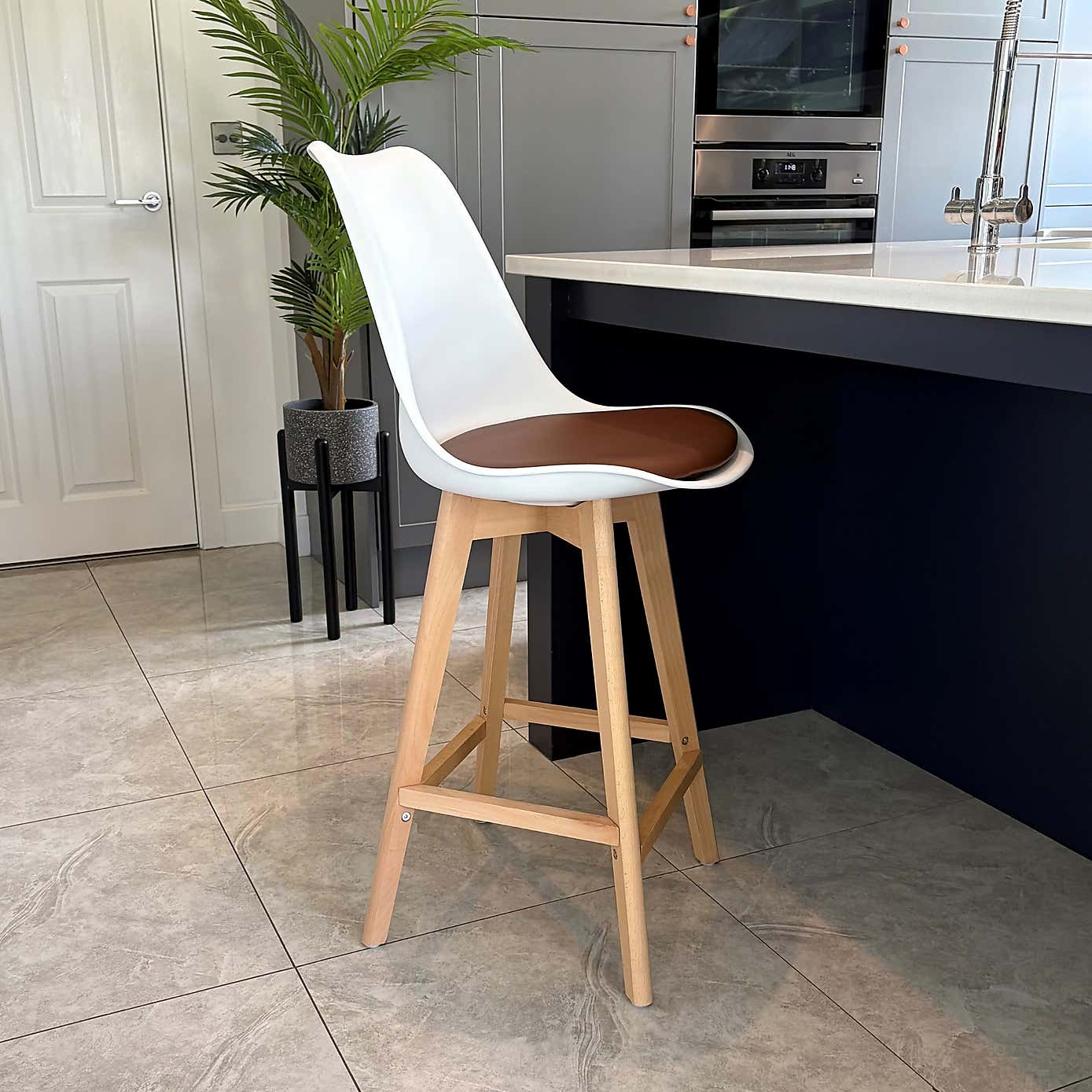 Fusion Living Soho White Plastic Bar Stool