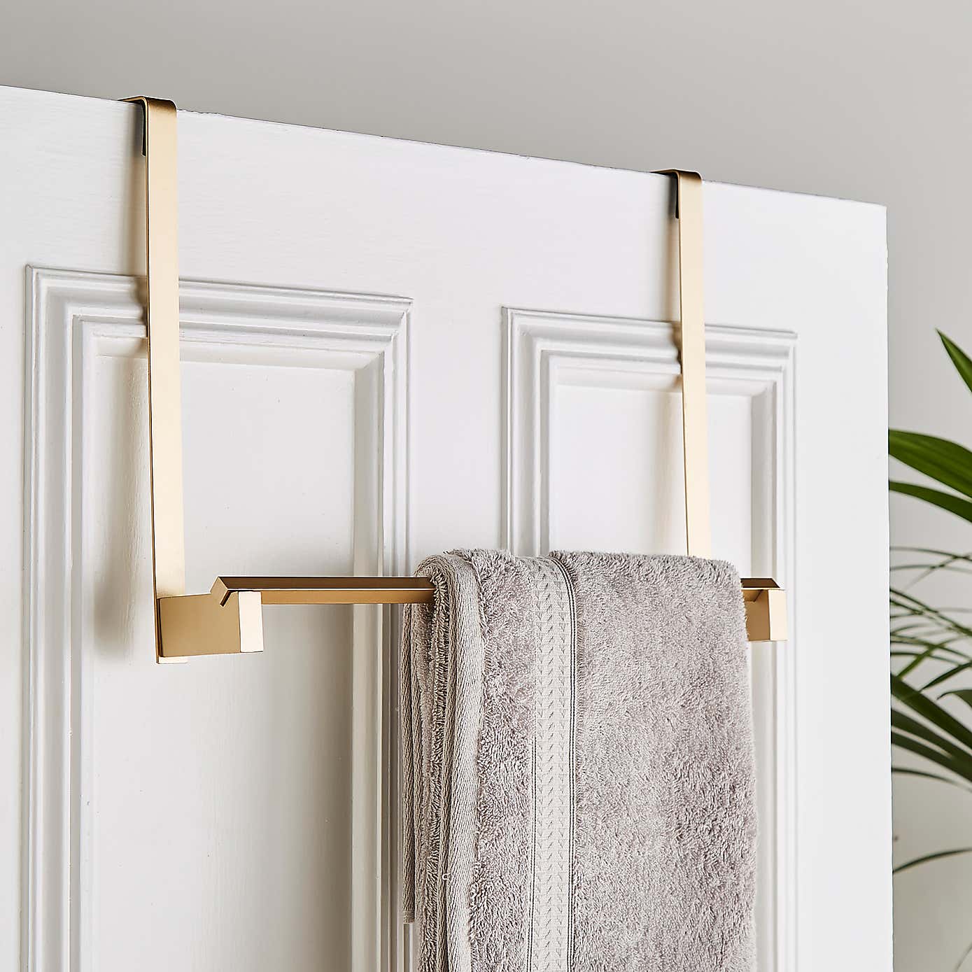 Modern Luxe Square Overdoor Towel Rail