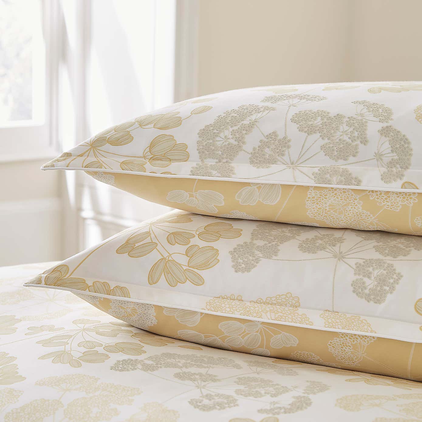 Dorma Daylesford 300 Thread Count Cotton Sateen Duvet Cover and Pillowcase Set
