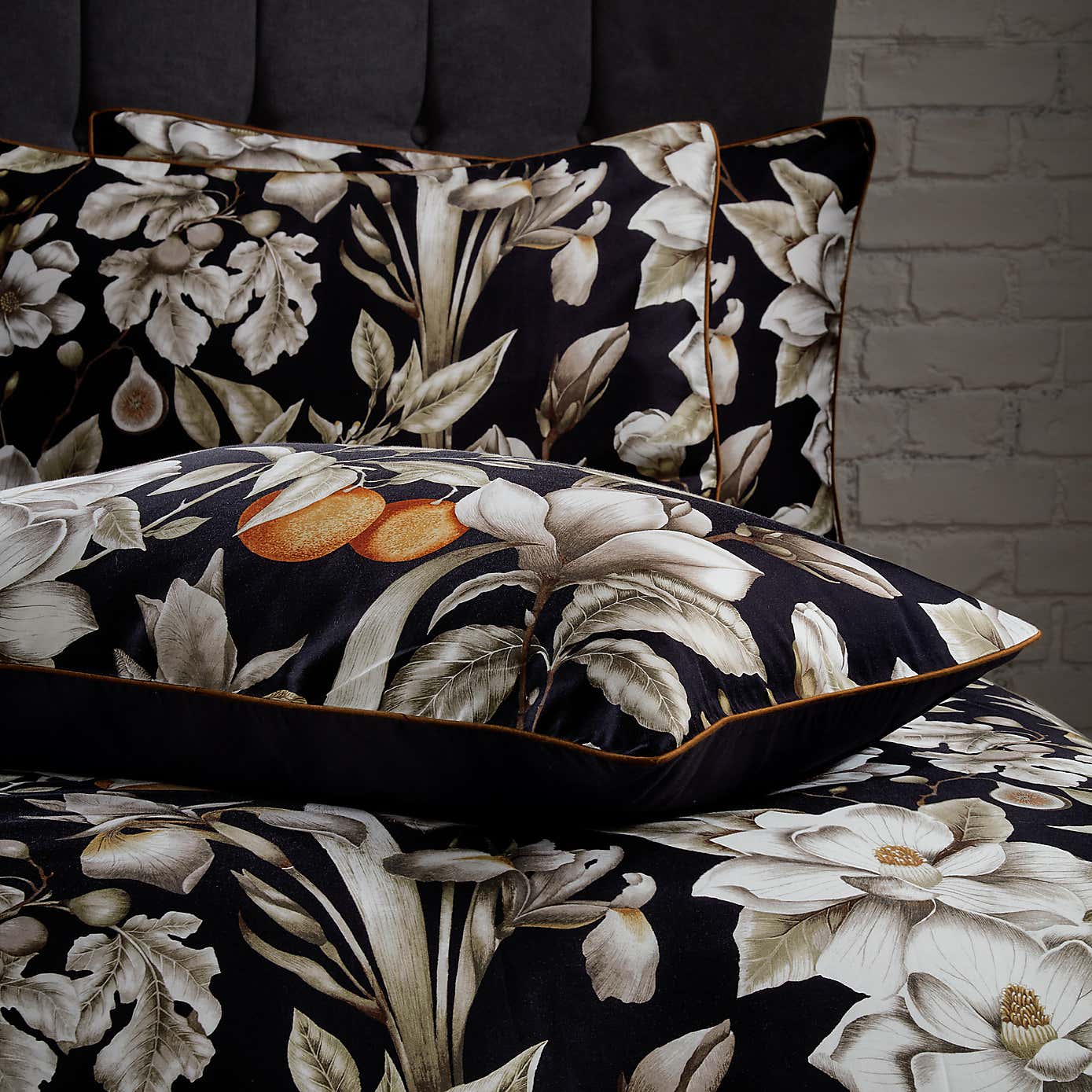 EW by Edinburgh Weavers Lavish Floral Noir 100% Cotton Sateen Pillowcase Pair