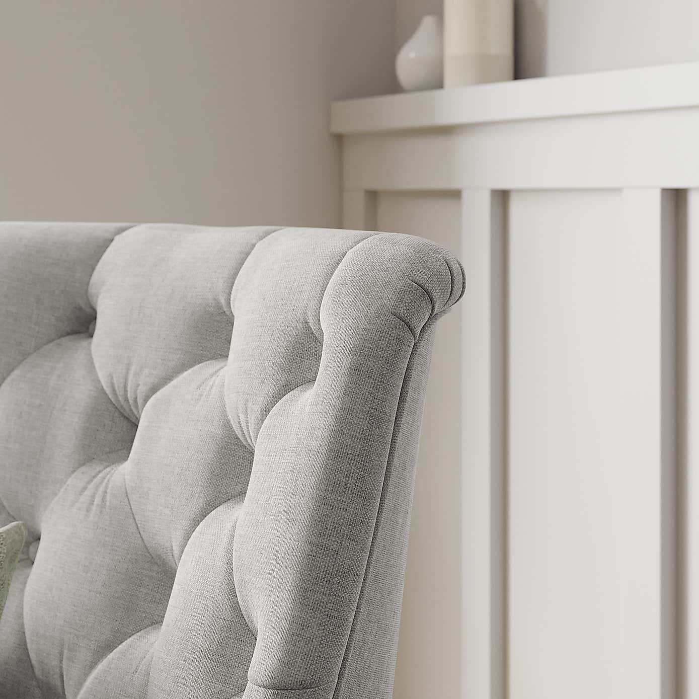 Arianna Button Back Accent Chair