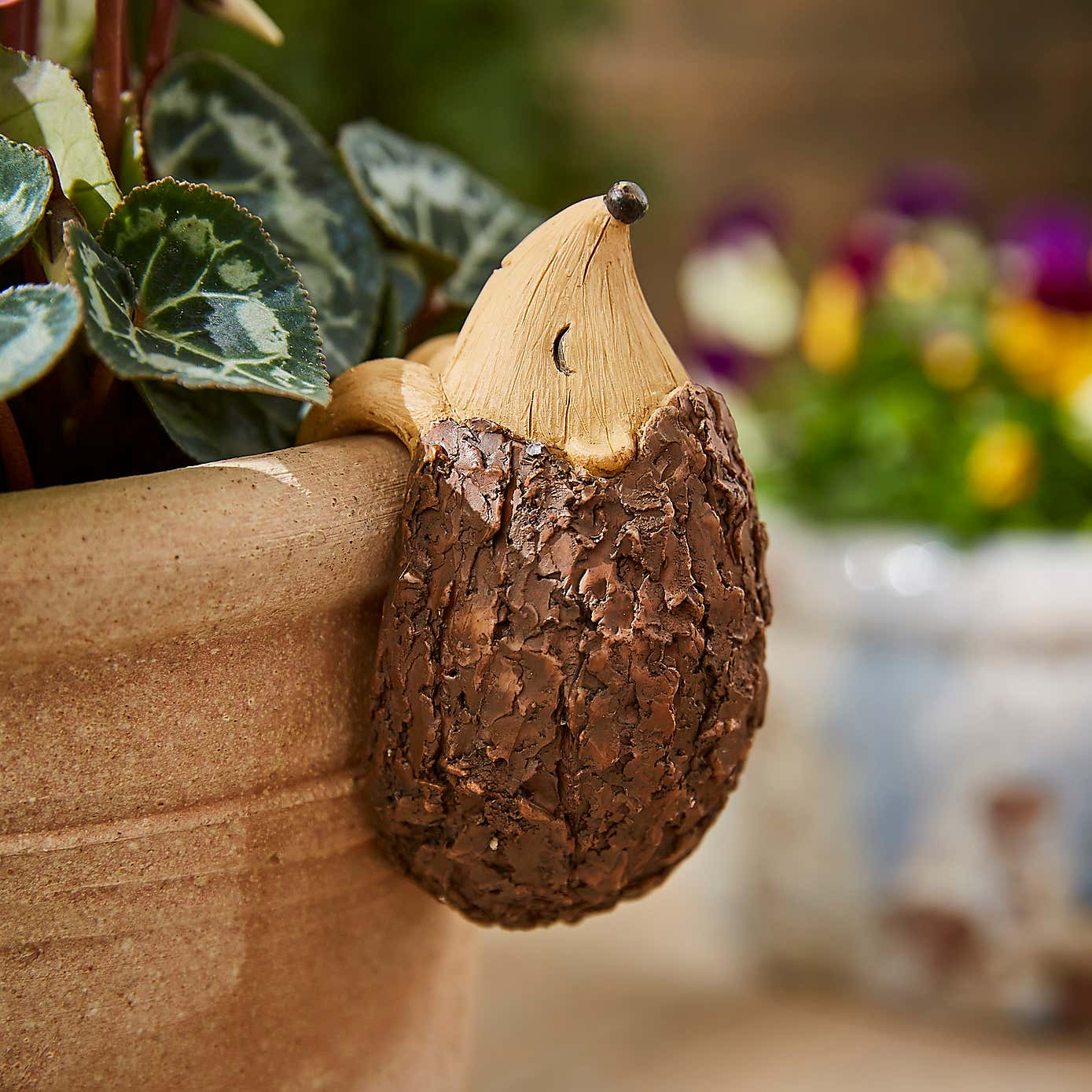 Resin Hedgehog Pot Hanger