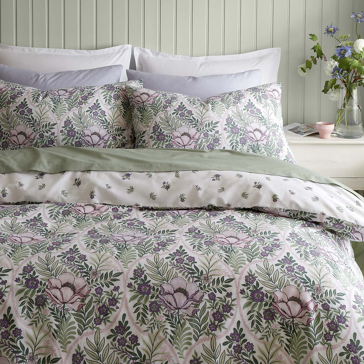 Gianna Trellis Lilac Duvet Cover and Pillowcase Set