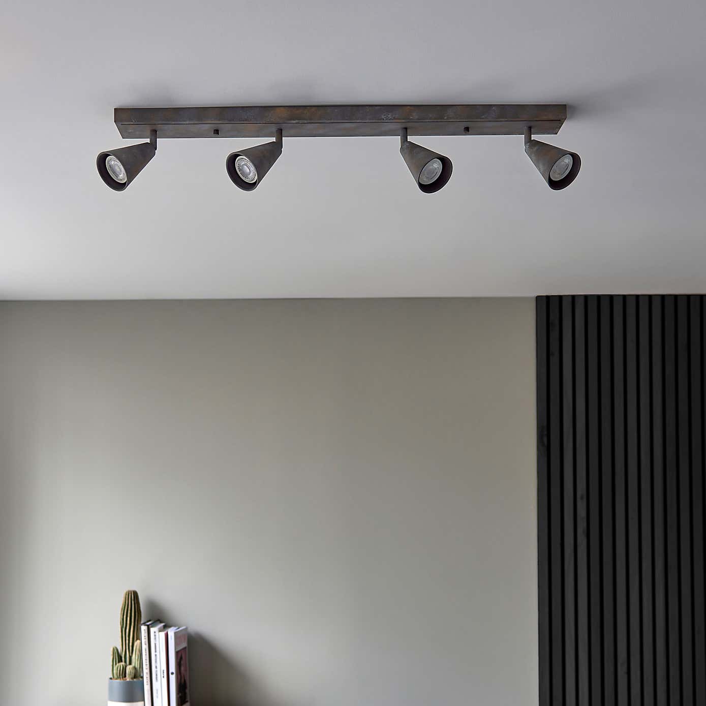 Grove 4 Light Spotlight