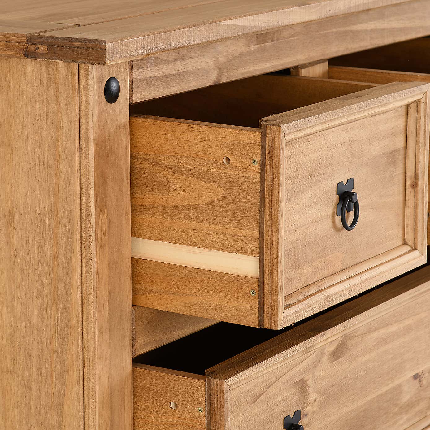 Corona Pine 4 Drawer Chest