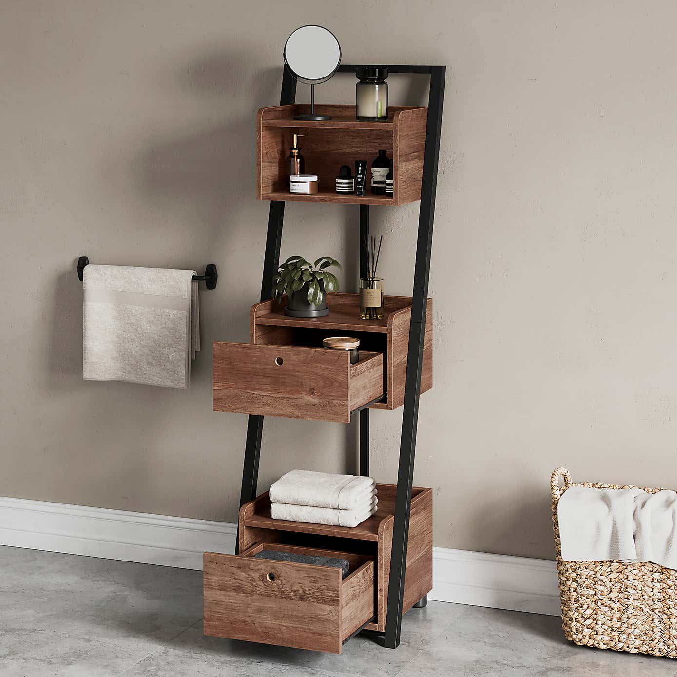Fulton Bathroom Ladder Shelf, Pine Effect