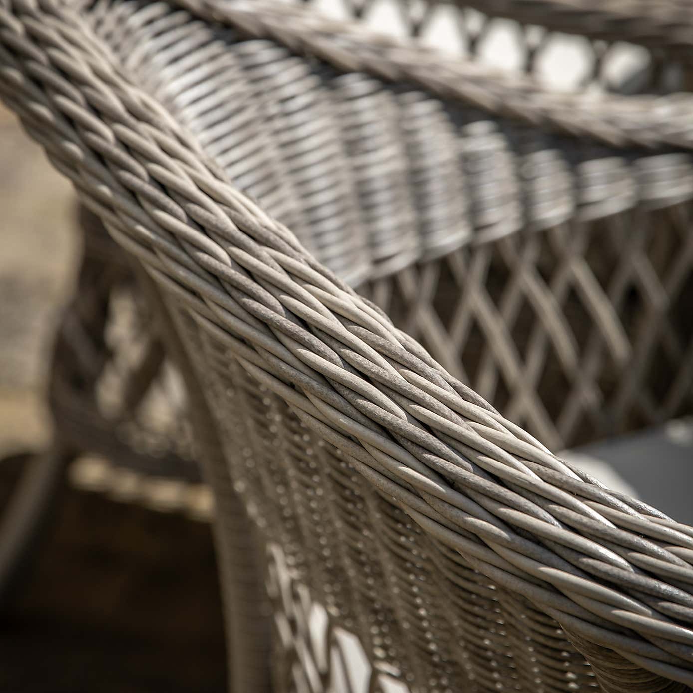 Corte 6 Seater Round Dining Set