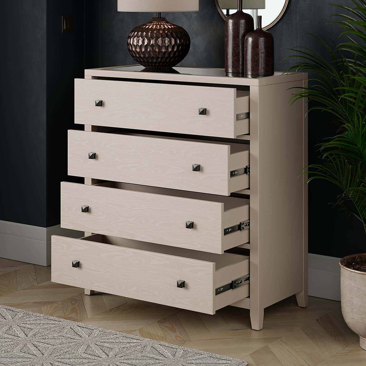 Luxe 4 Drawer Chest Of Drawers