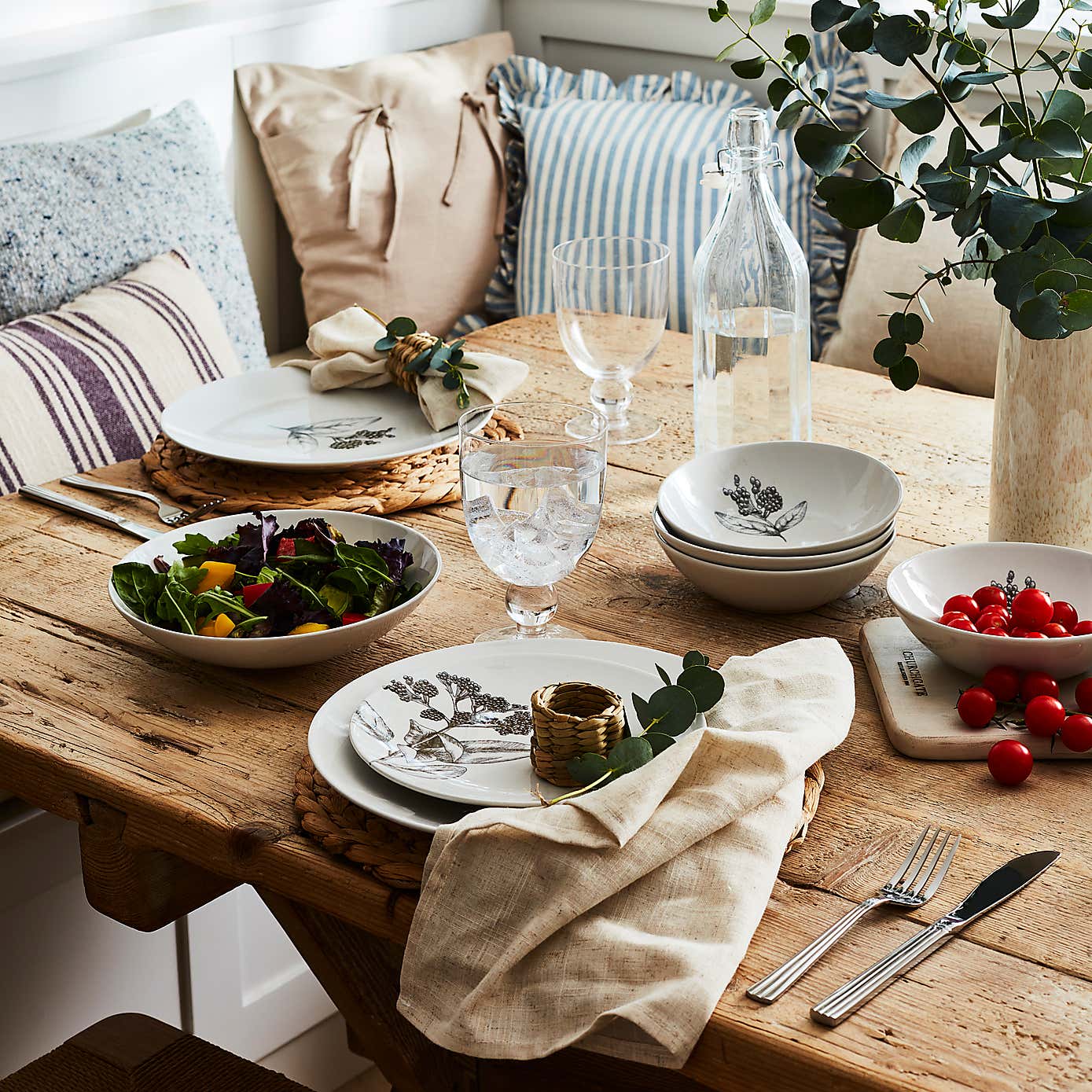 Drayton 24 Piece Cutlery Set