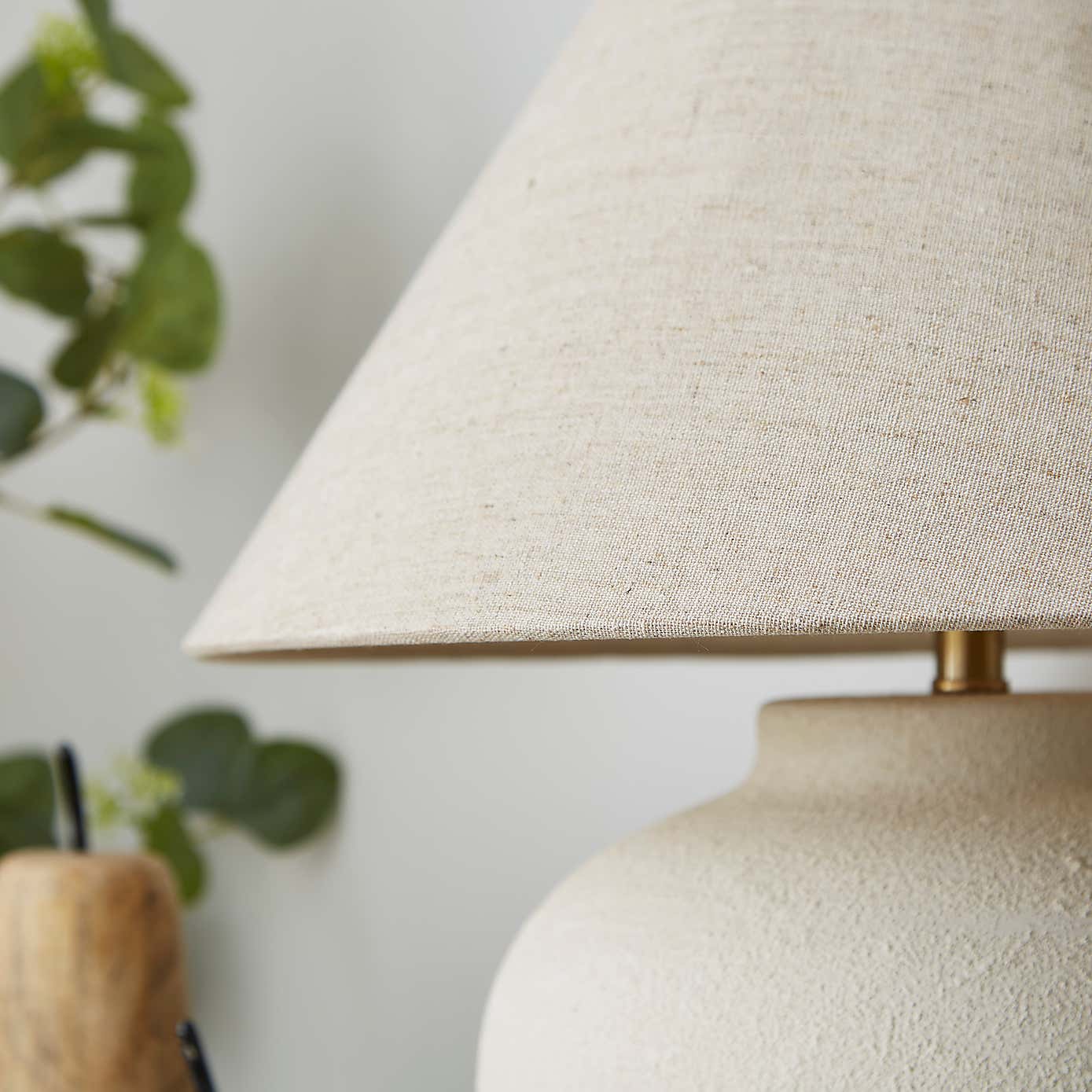 Sandi Ceramic Table Lamp