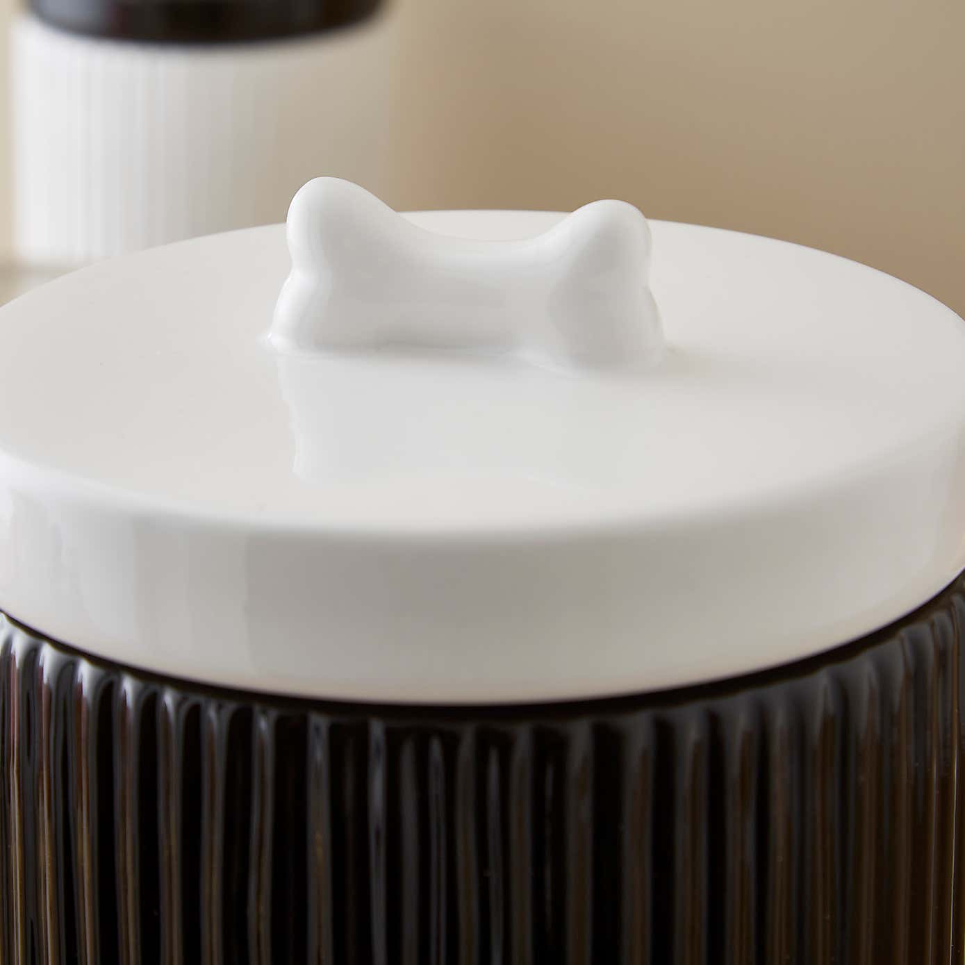 Ribbed Pet Treat Jar