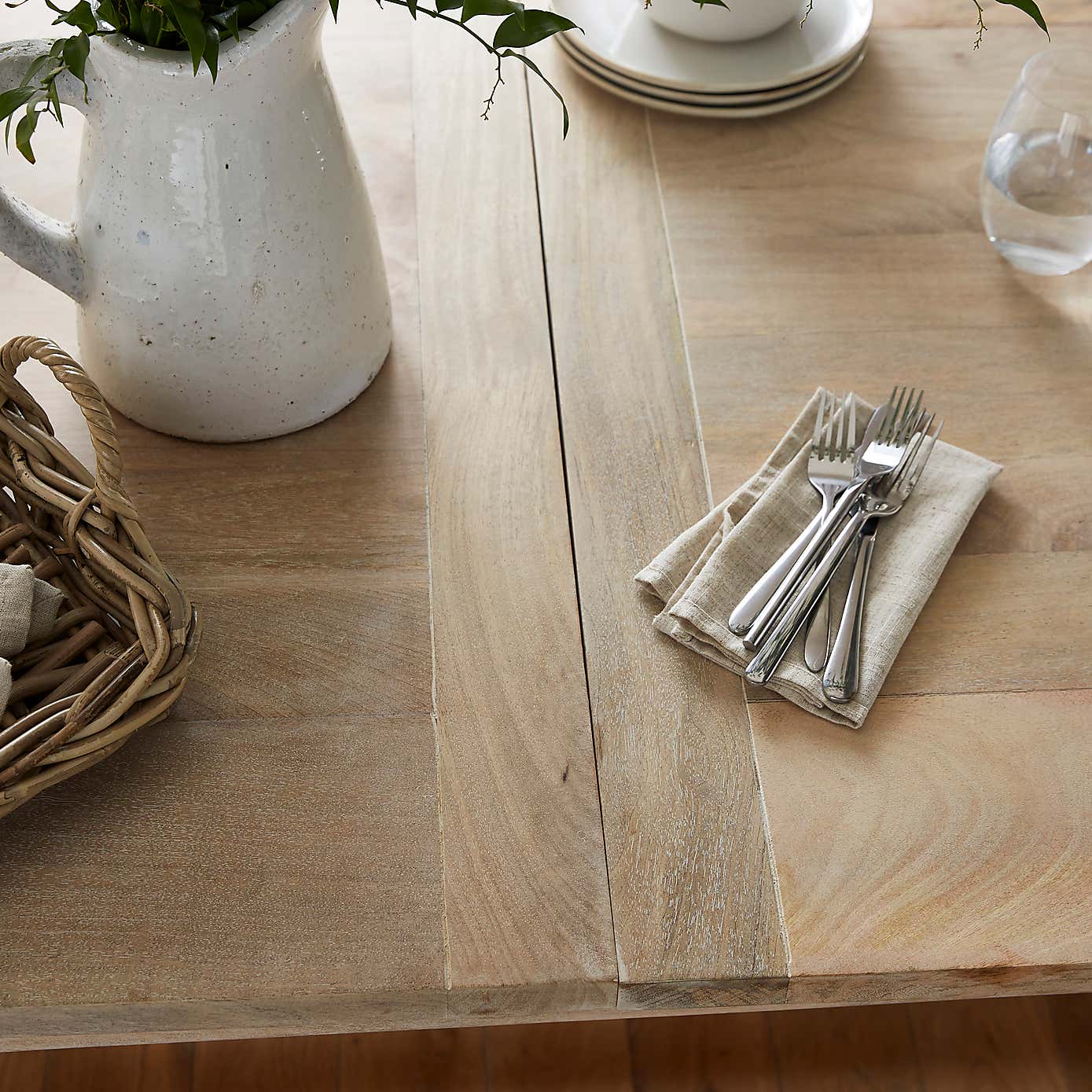 Bridget 8 Seater Rectangular Extendable Dining Table, Whitewash Mango Wood