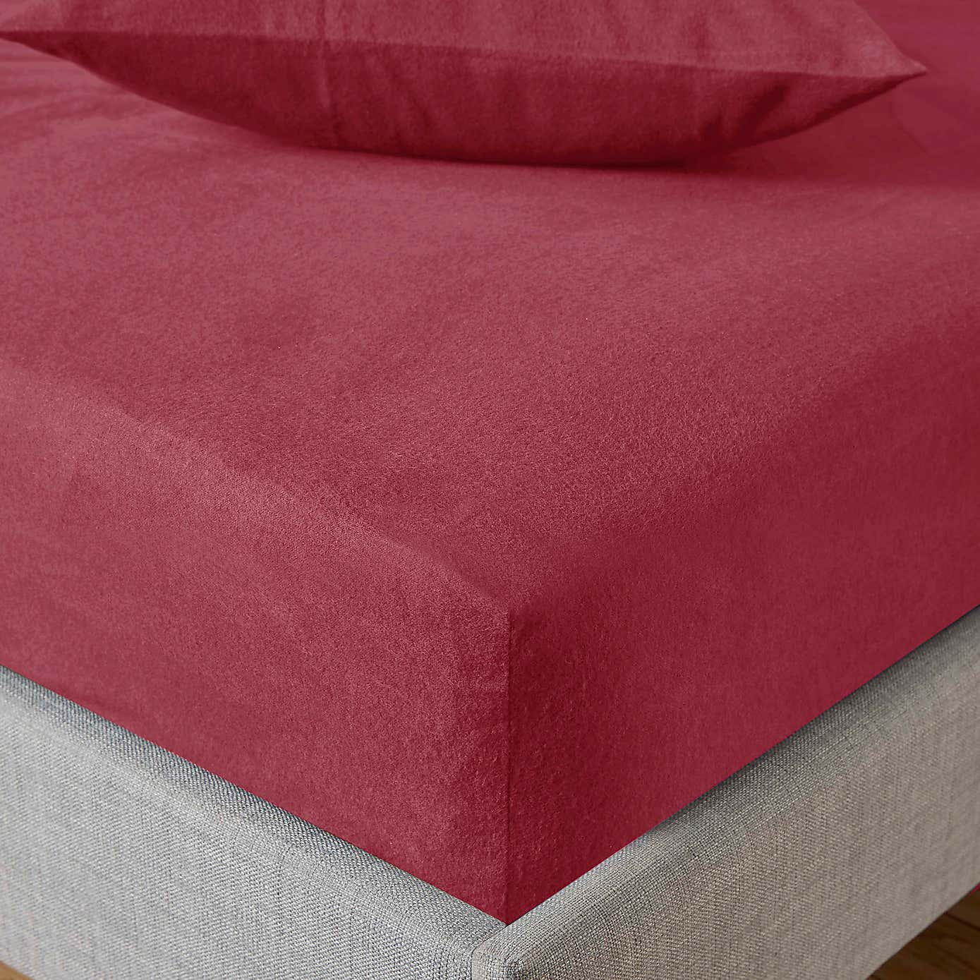 Soft & Cosy Brushed Cotton Fitted Sheet
