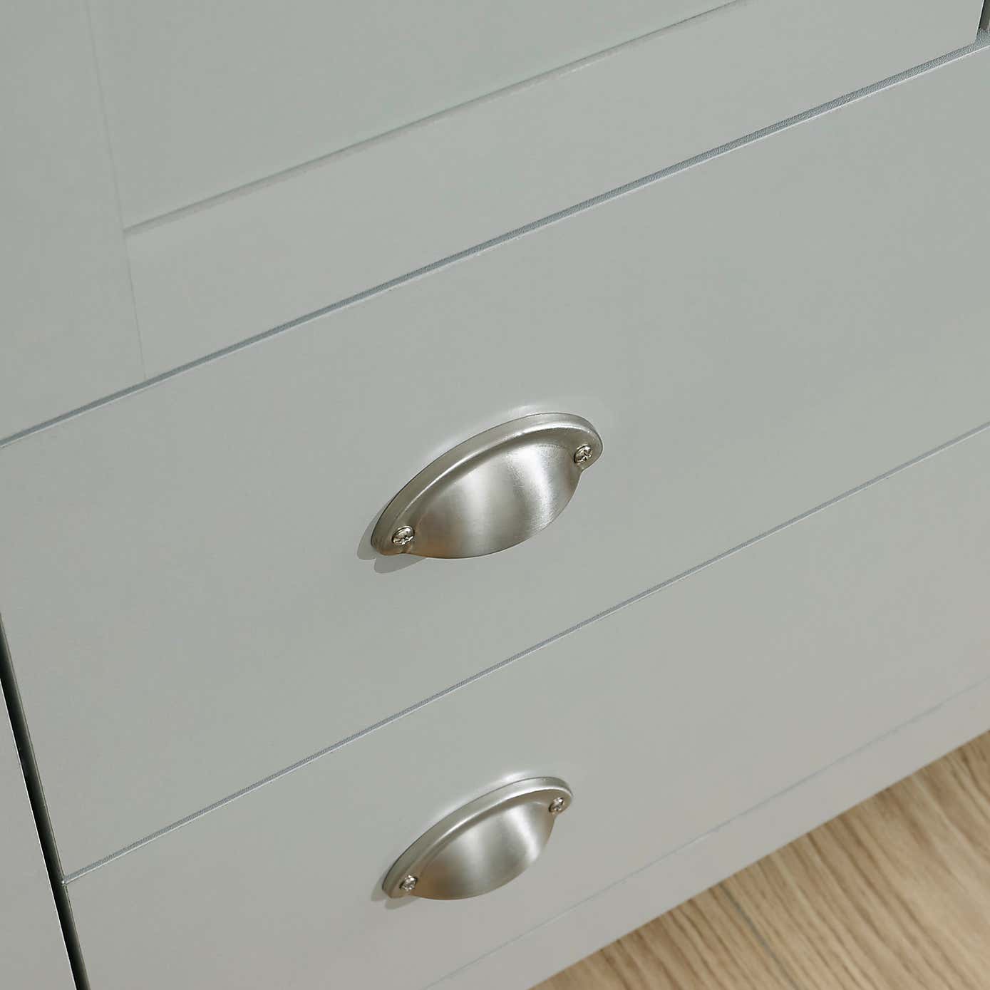 Lancaster Chest of Drawers