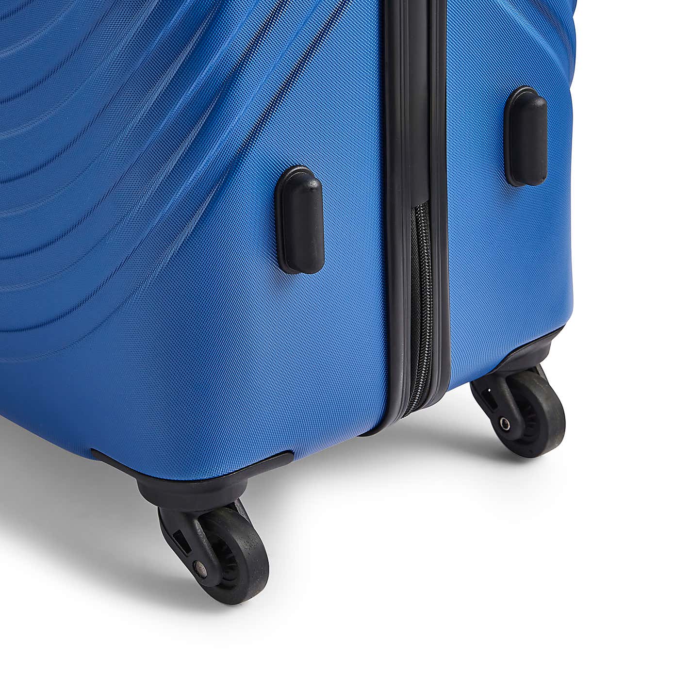 Elements Hard Shell Suitcase