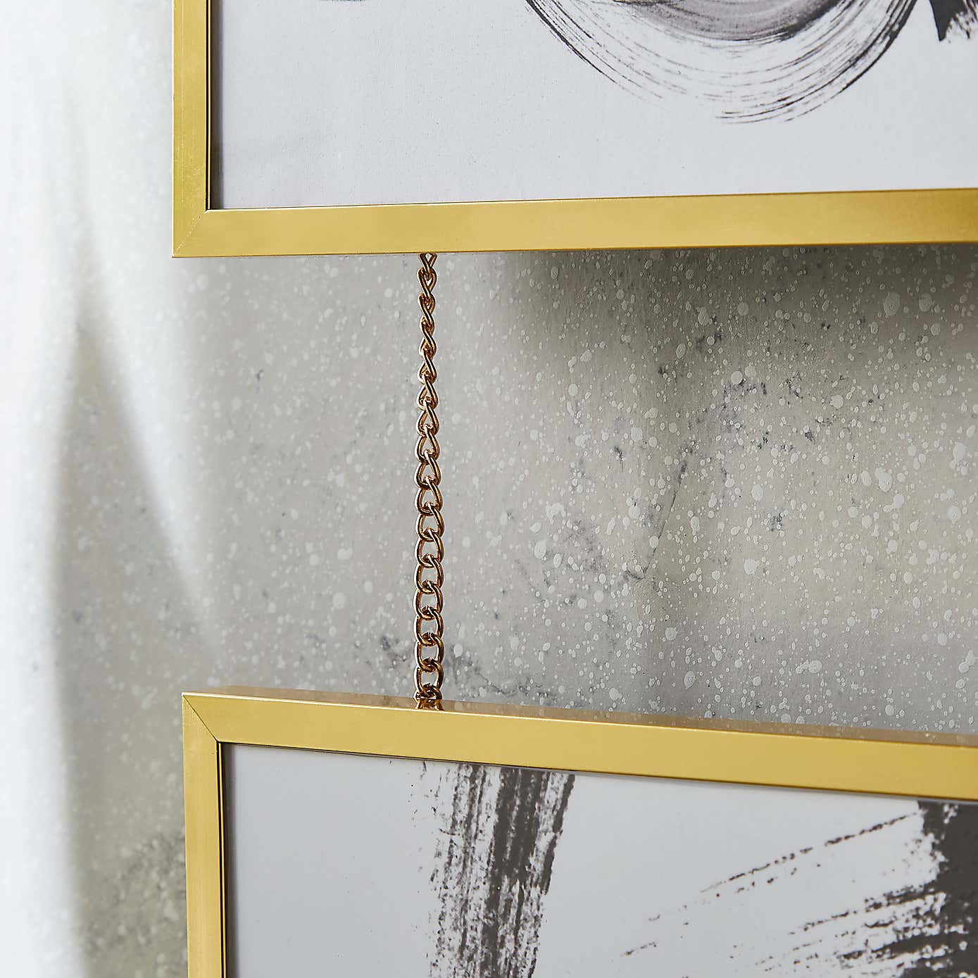 Metal Hanging Chain Multi Photo Frame