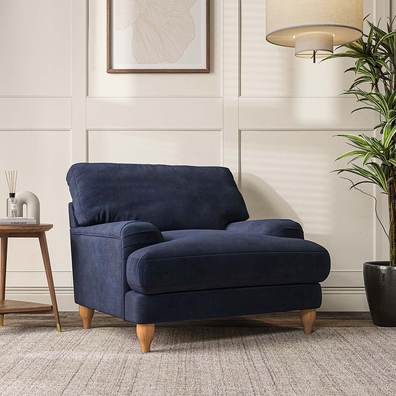 Darwin Armchair