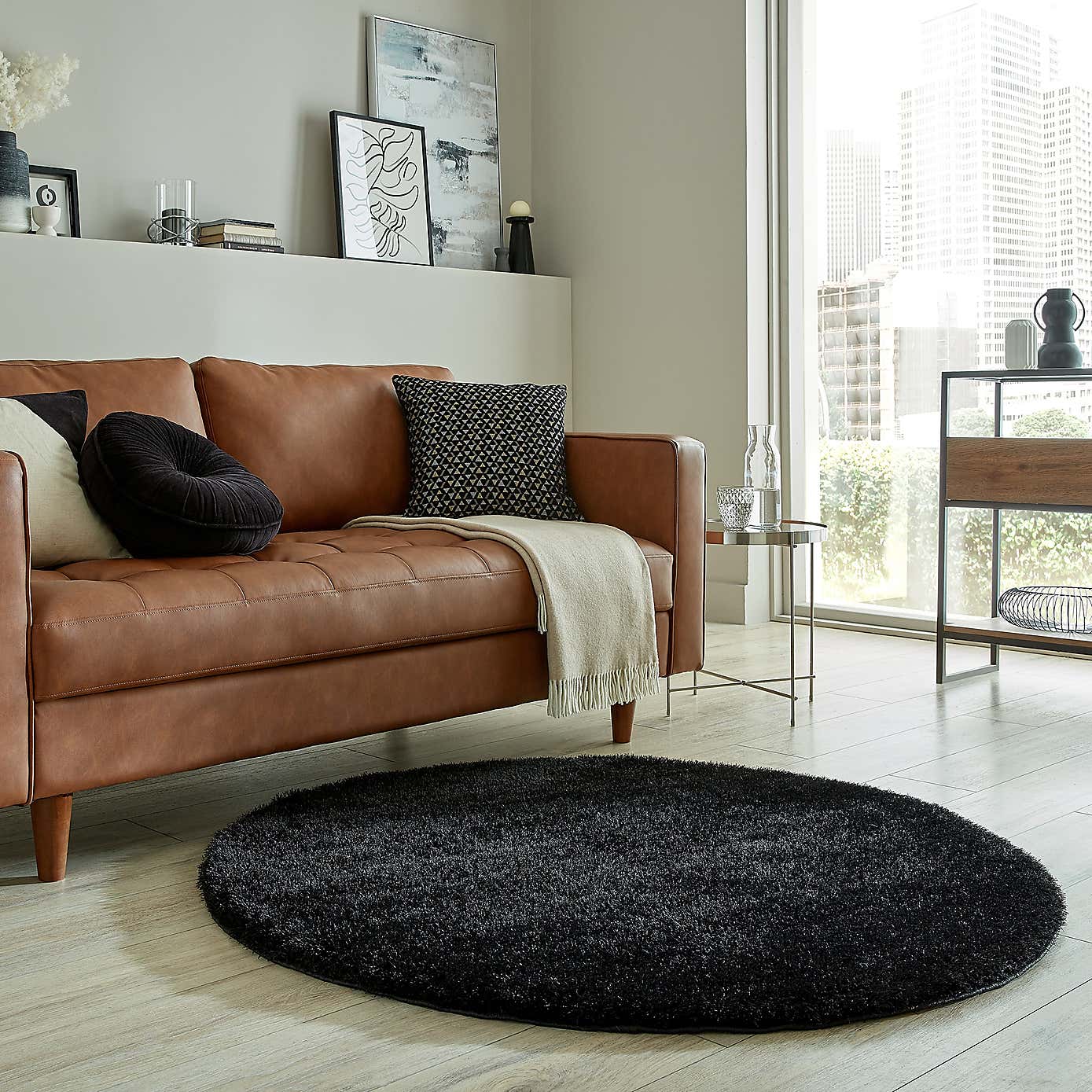 Indulgence Circle Shaggy Rug