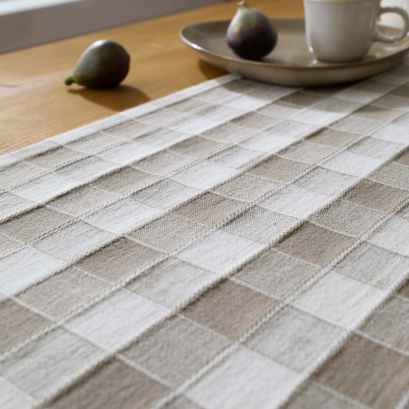 Country Natural Cotton Table Runner