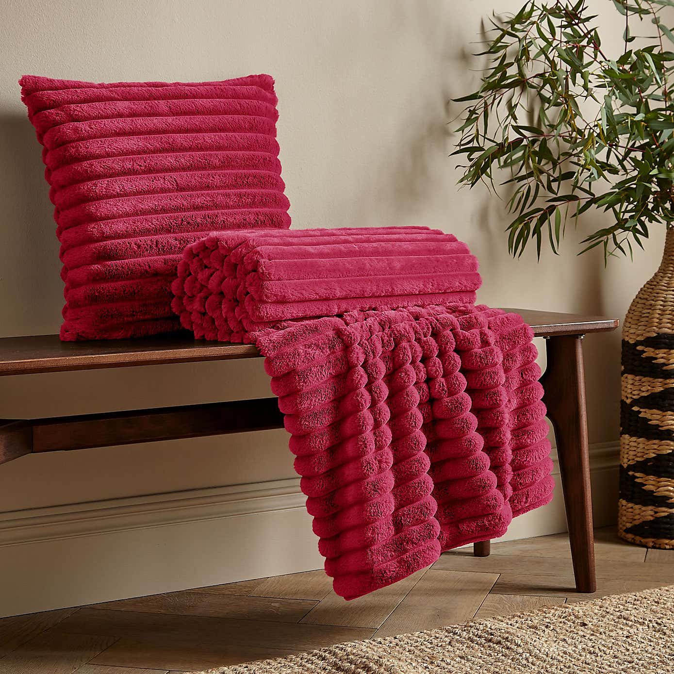 Cosy Ribbed Throw 130cm x 170cm