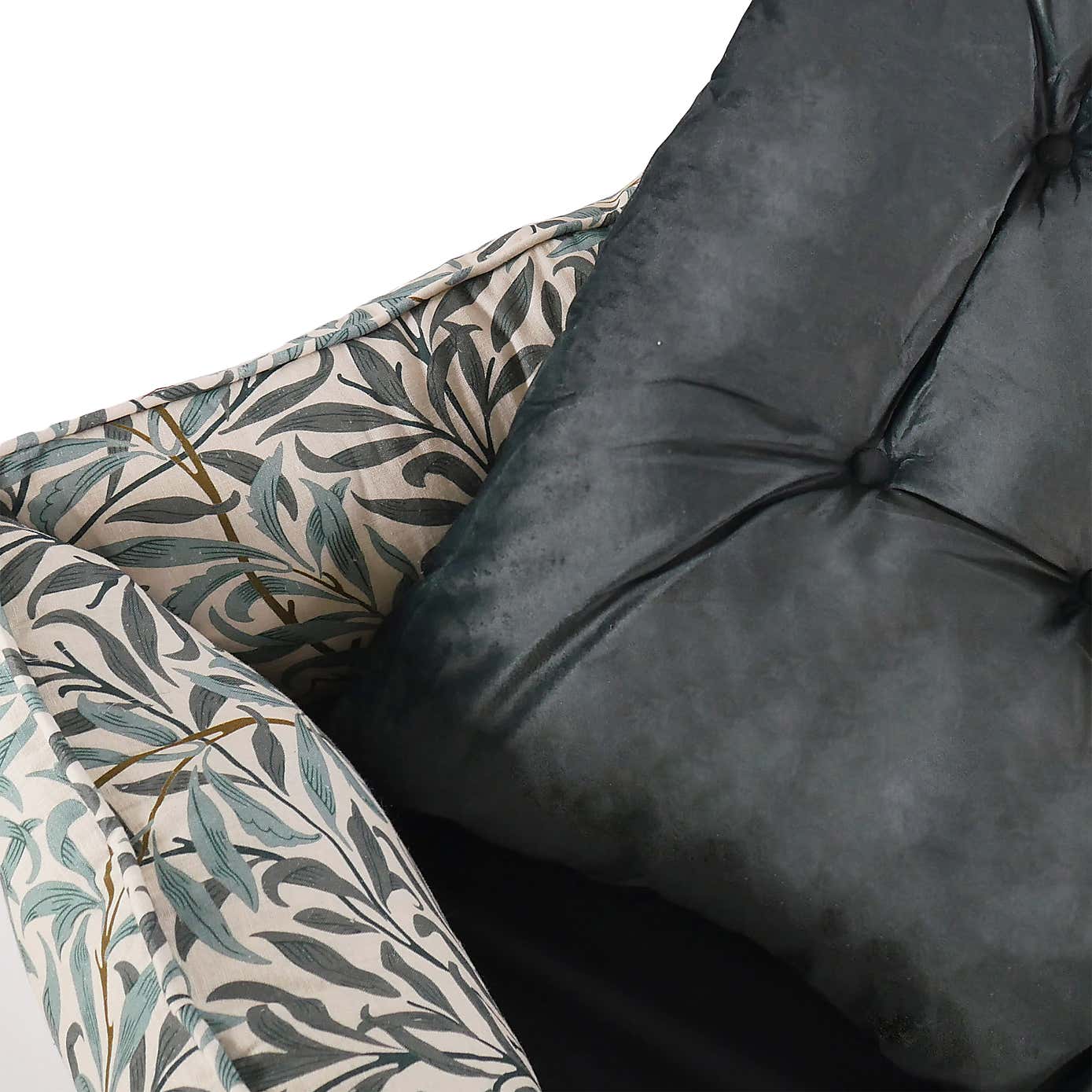 Morris & Co Willow Boughs Pet Box Bed