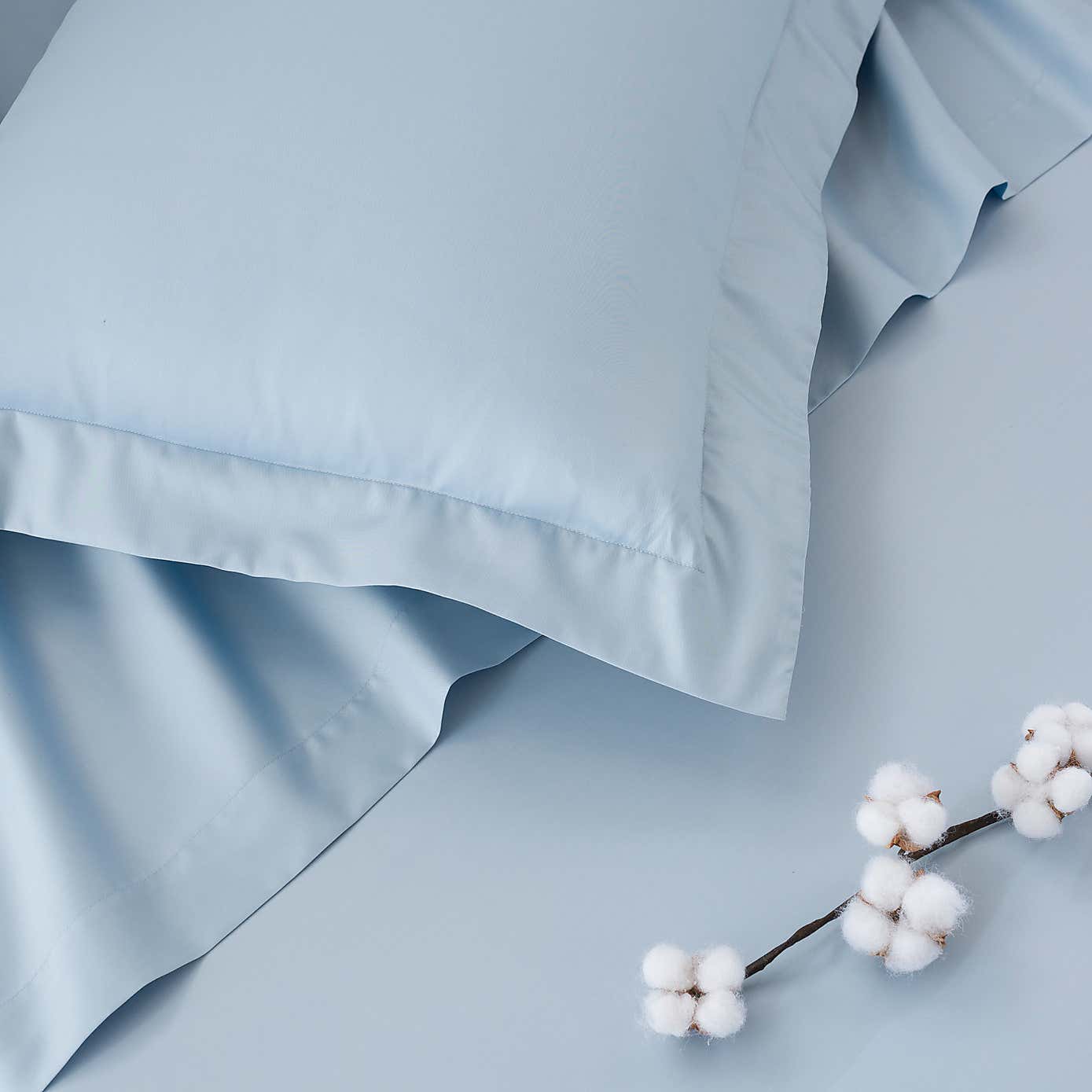 Dorma 300 Thread Count 100% Cotton Sateen Plain Continental Square Pillowcase