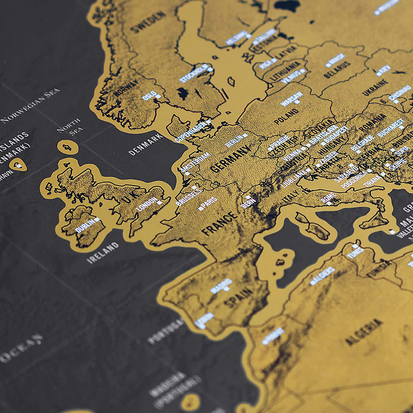 Luckies Large Deluxe Scratch Map