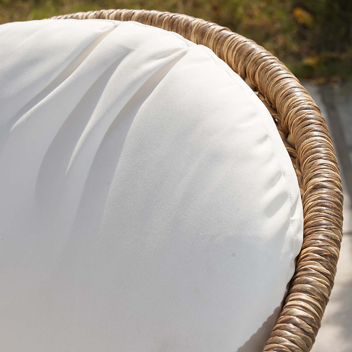 Hummingbird Lounge Set