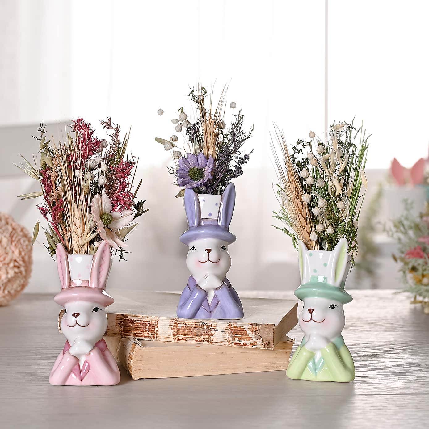 Set of 3 Eggs traordinary Gifting Company Bunny in Top Hat Planter Mini Multi Coloured