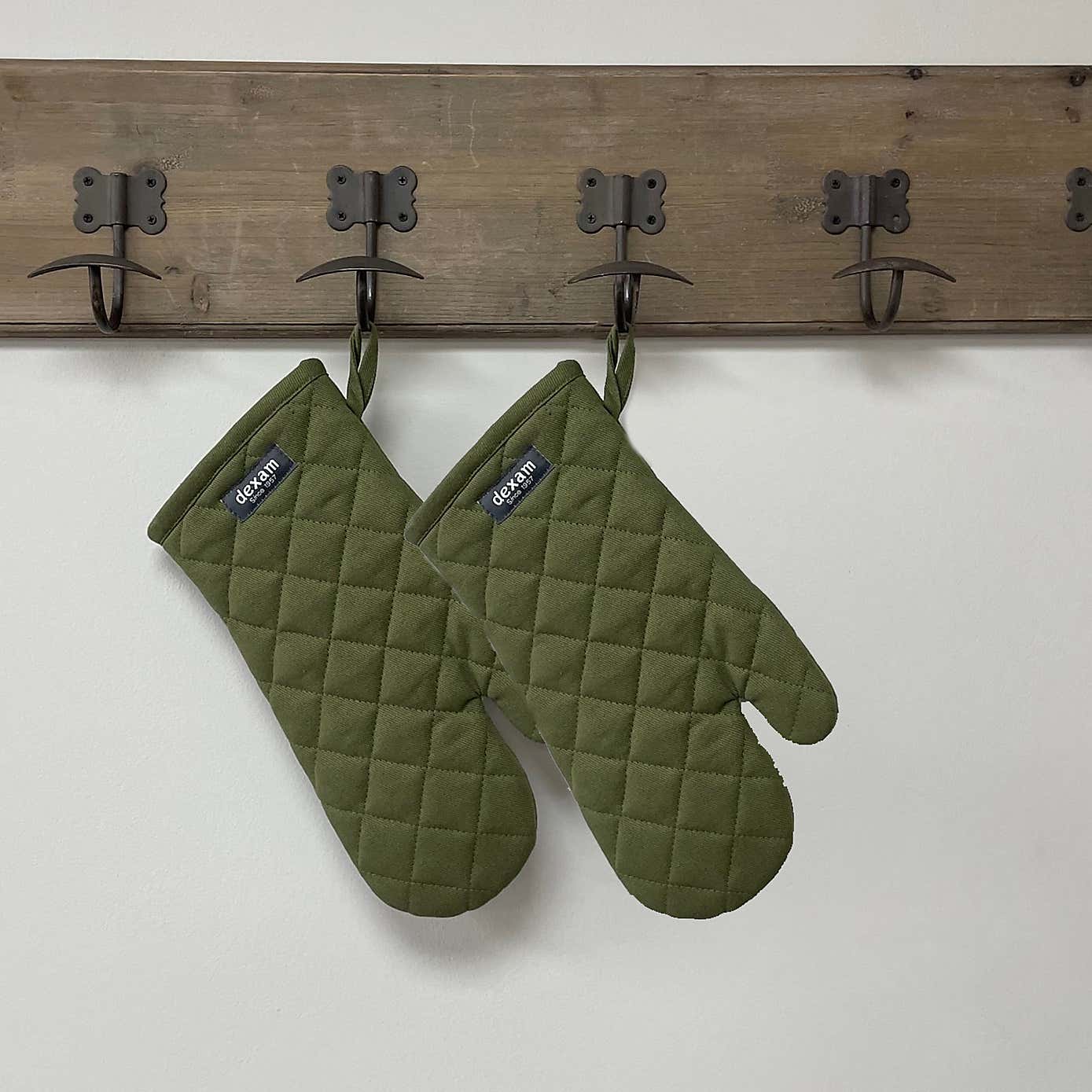 Dexam Set of 2 Love Colour Single Oven Gloves