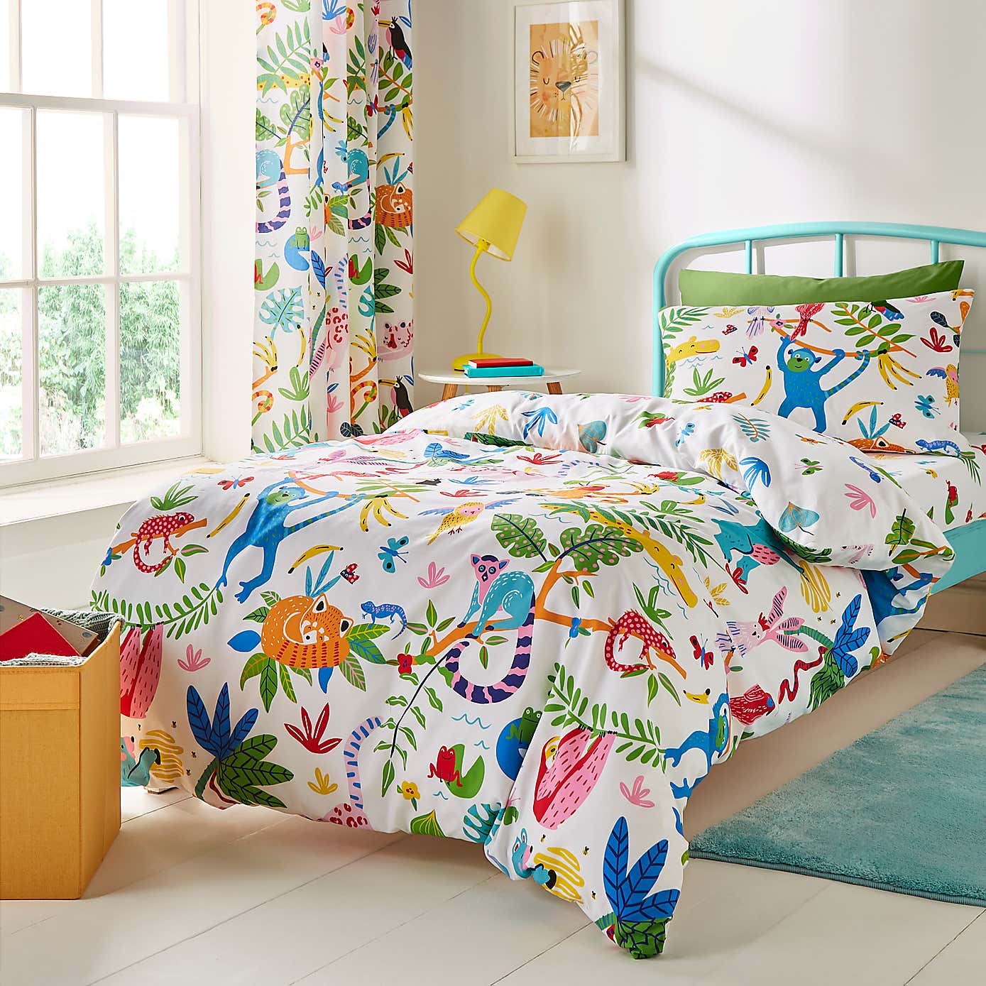 Bright Animals 100% Cotton Reversible Duvet Cover and Pillowcase Set