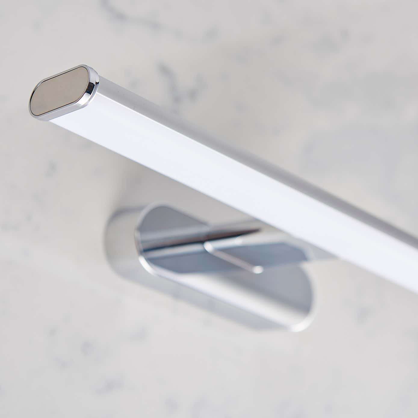 Vogue Moda LED Bathroom Wall Light Chrome