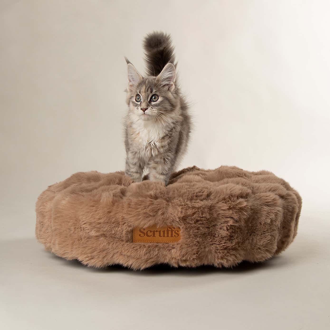 Scruffs Luxurious Alpine Round Pet Cushion