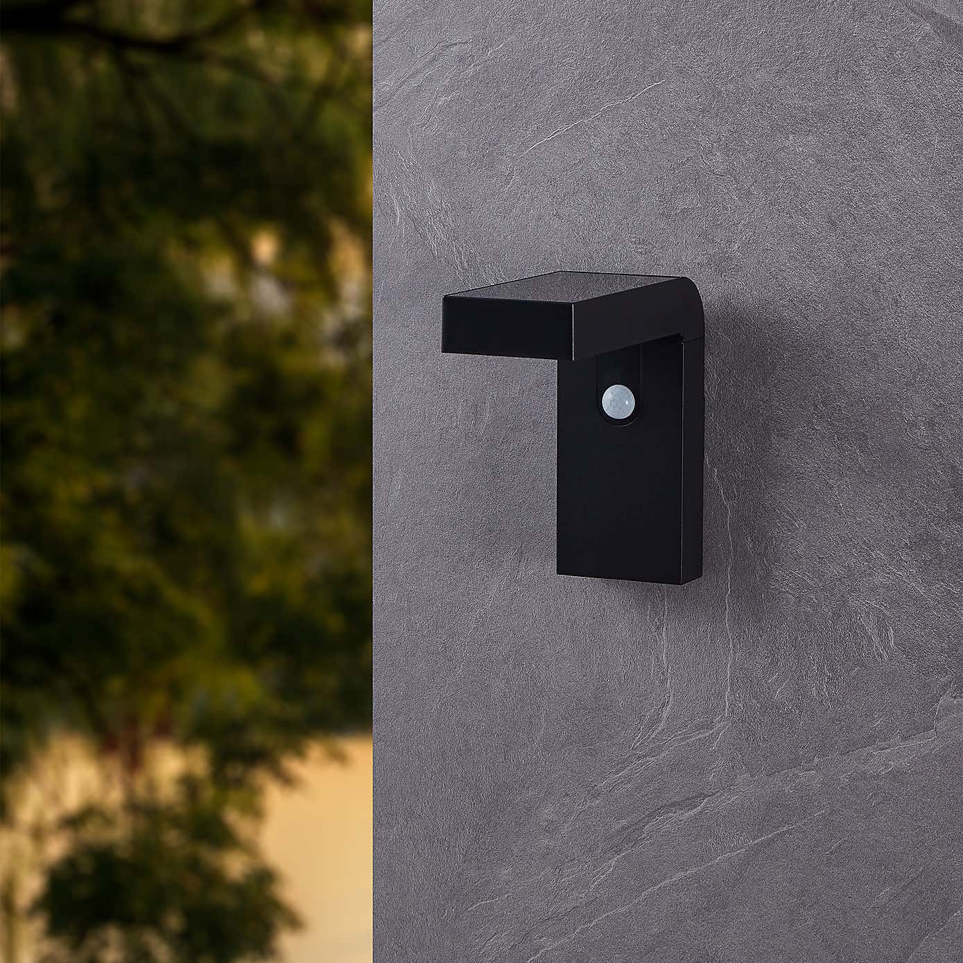 EGLO Baracconi PIR Solar Wall Light