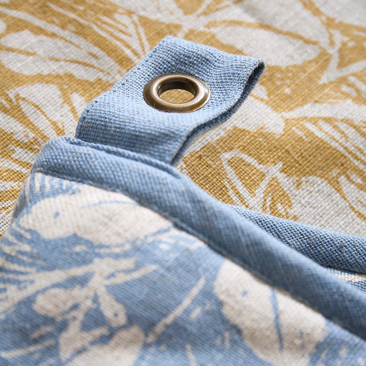 NHM Meadow Starling Double Oven Glove