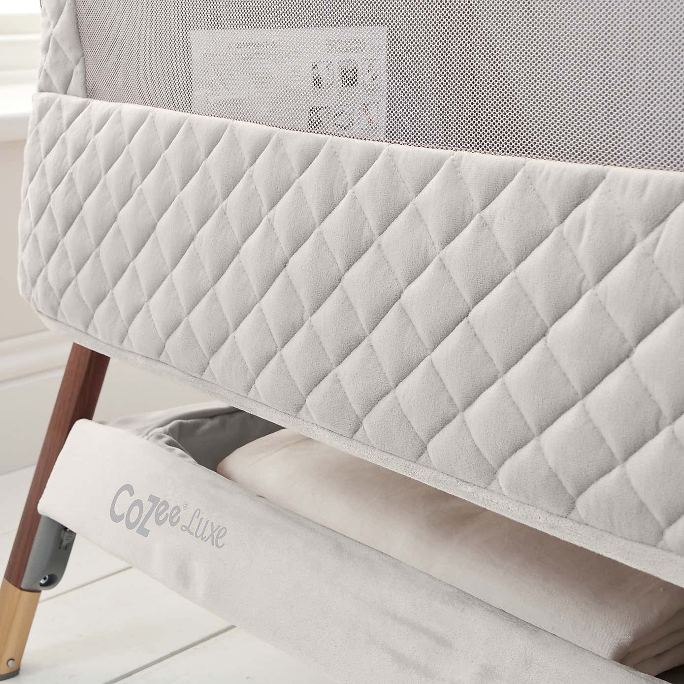 Tutti Bambini CoZee Luxe Bedside Crib