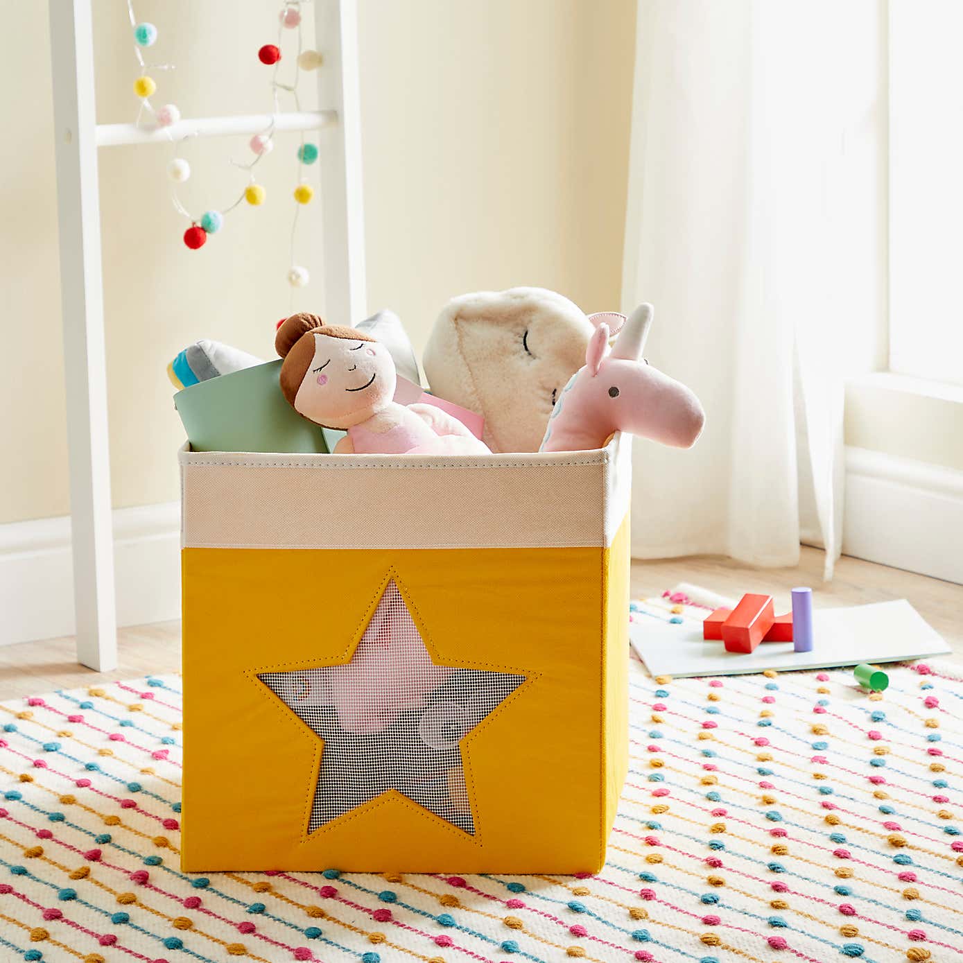 Star Mesh Foldable Box