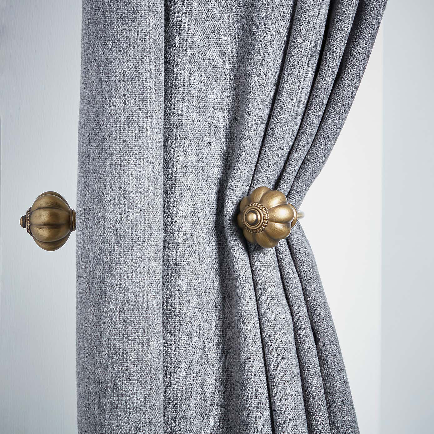 Mix and Match Double Layer Holdbacks Pair