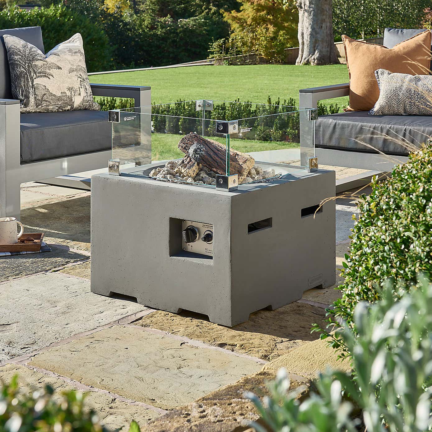 Happy Cocooning Small Square Grey Fire Pit