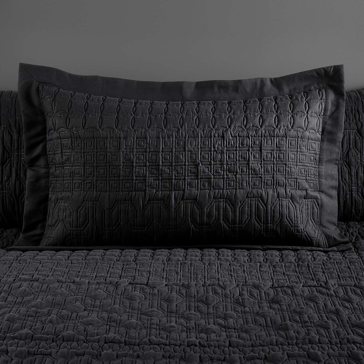 Billie White Oxford Pillowcase