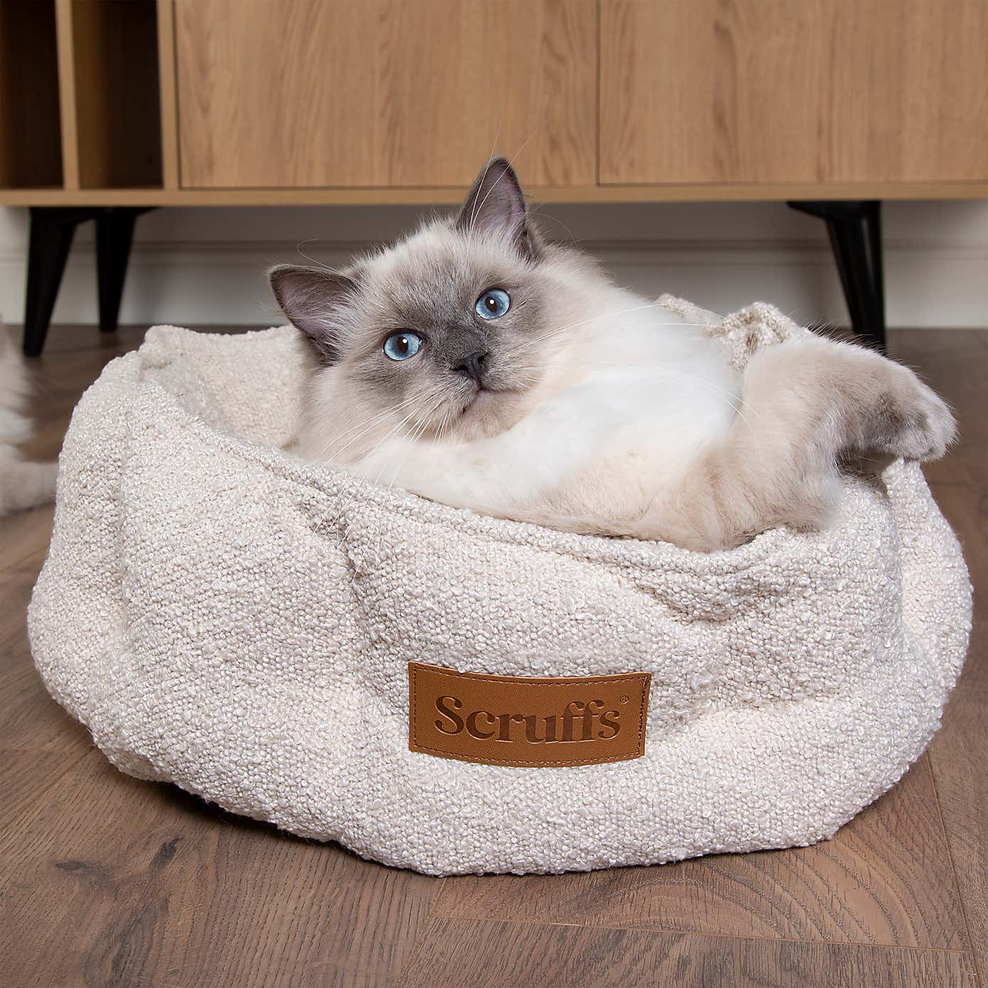 Scruffs Boucle Cat Bed