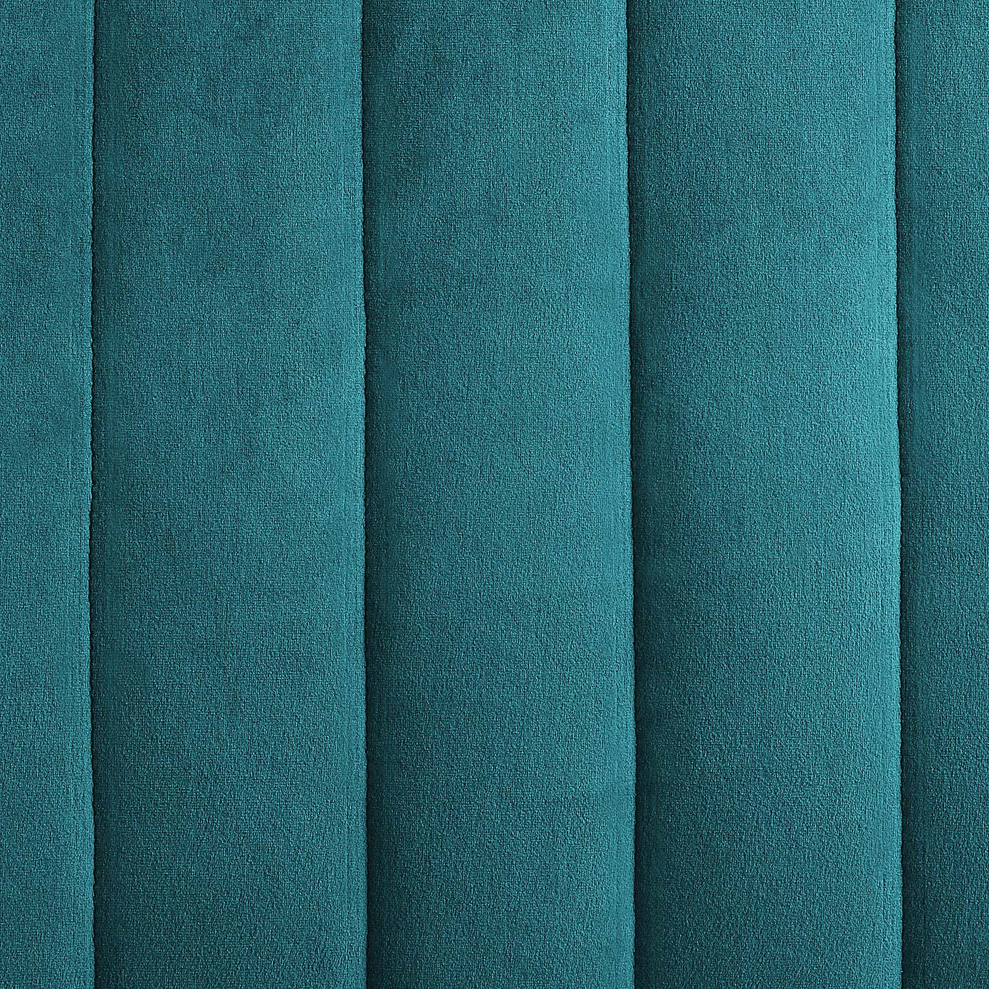 Bella Velvet Chaise Lounge