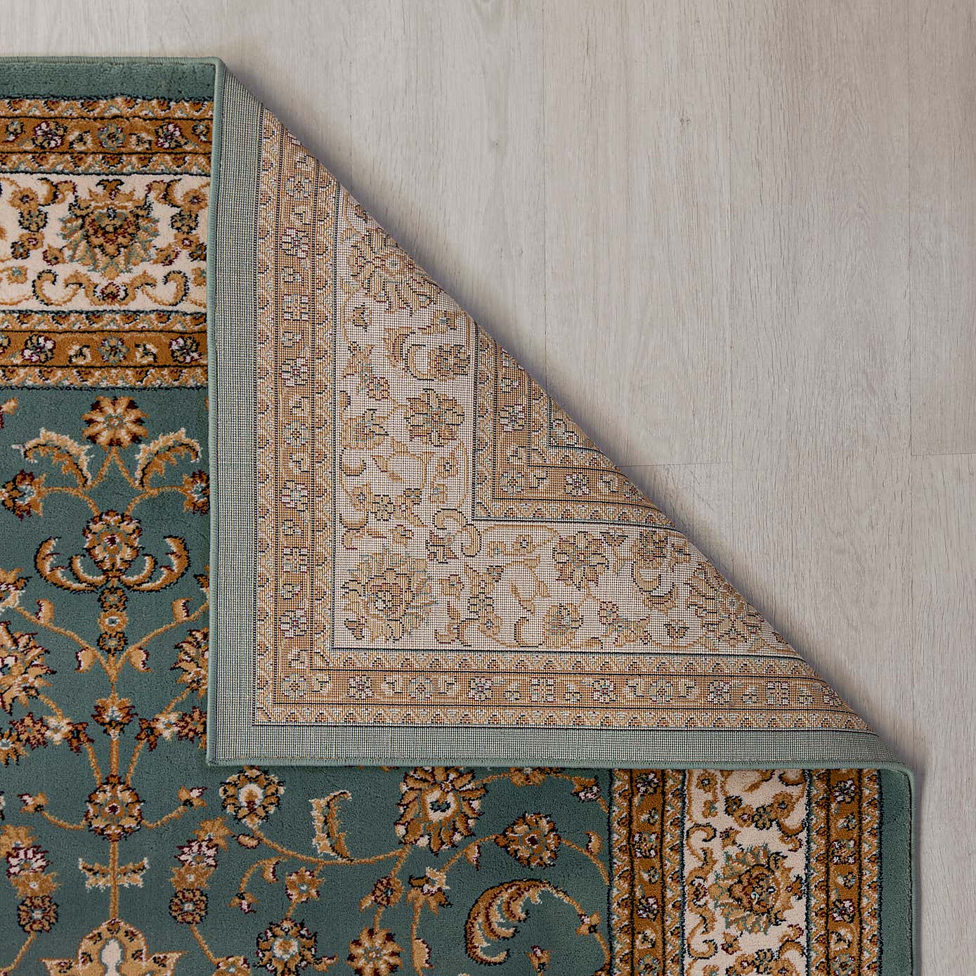 Antalya Traditional Runner