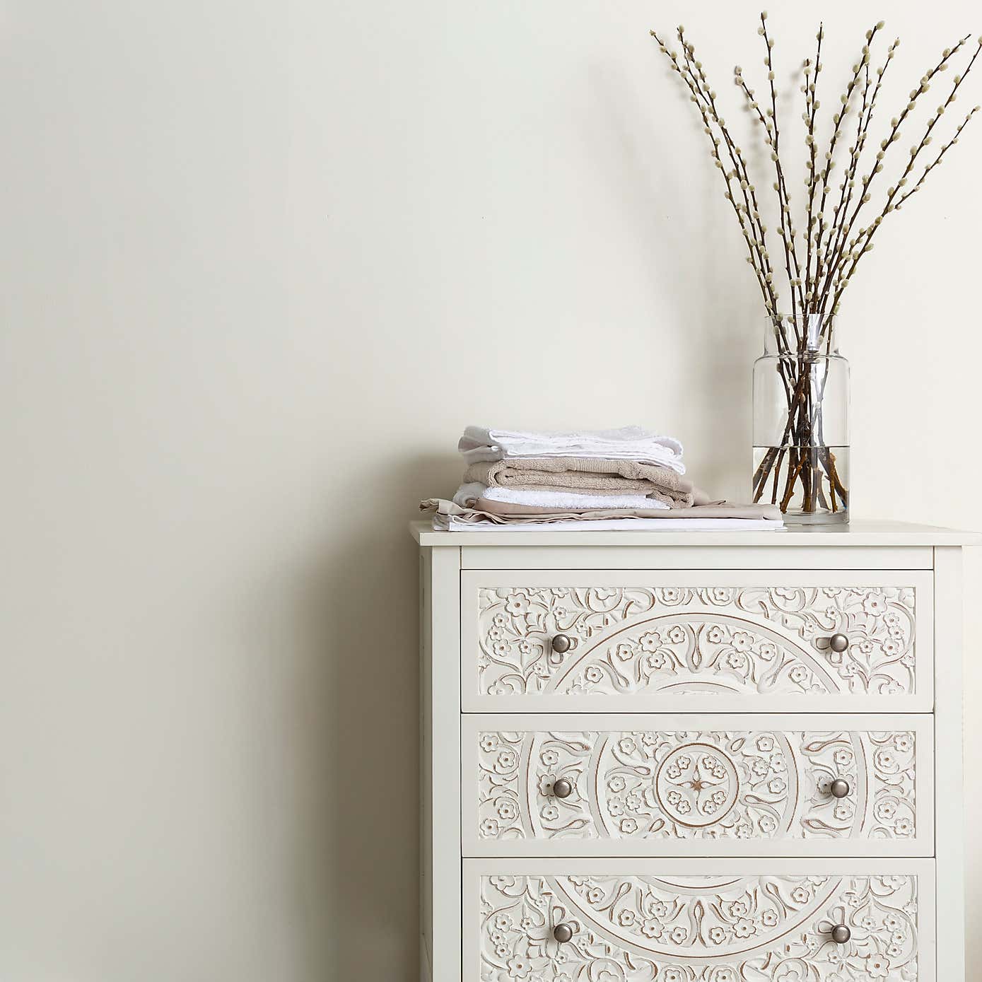 Dunelm Ivory Matte Emulsion Paint