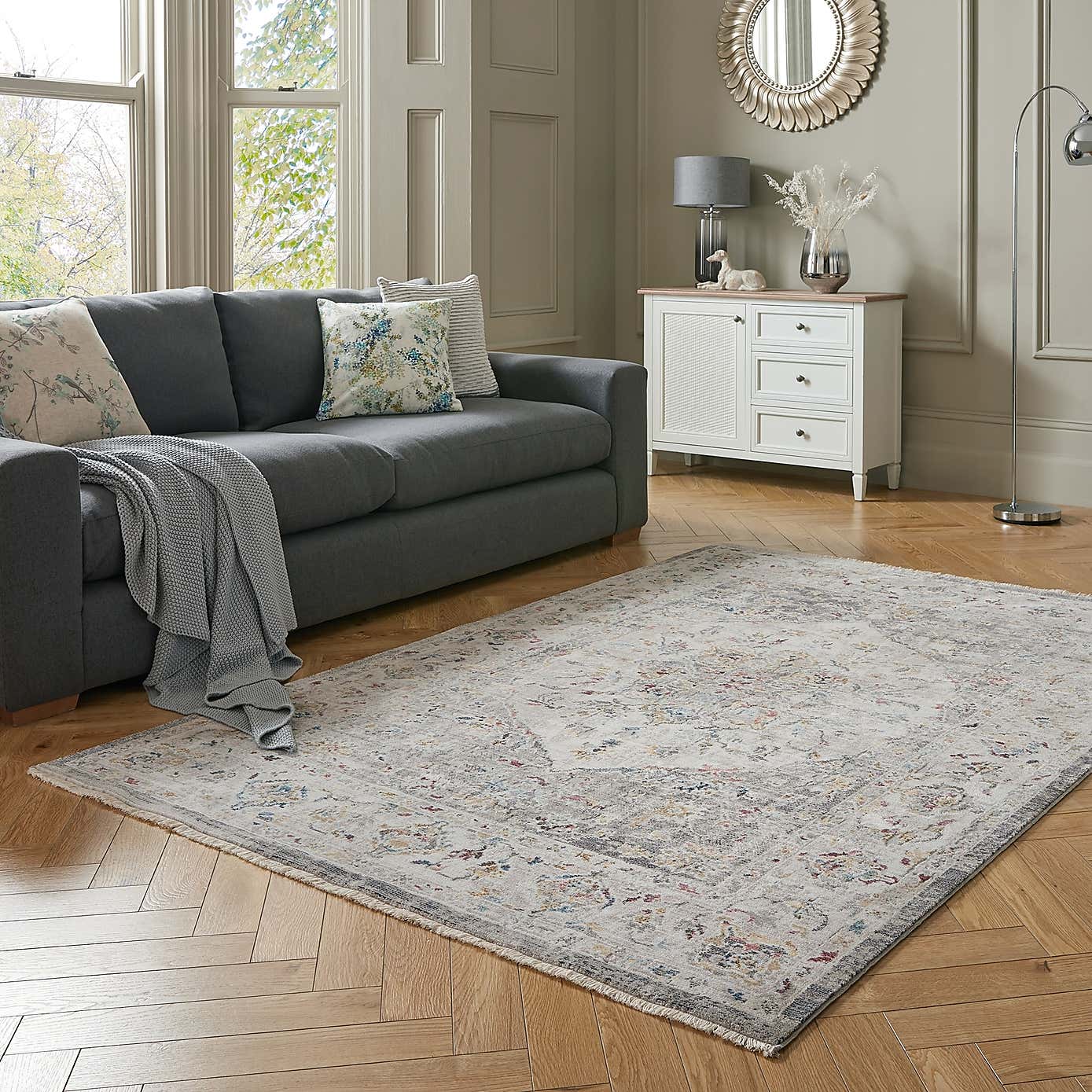 Soraya Blue Traditional Rug